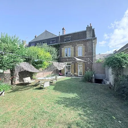 Magnificent Bourgeois On Wooded Estate Hébergement de vacances