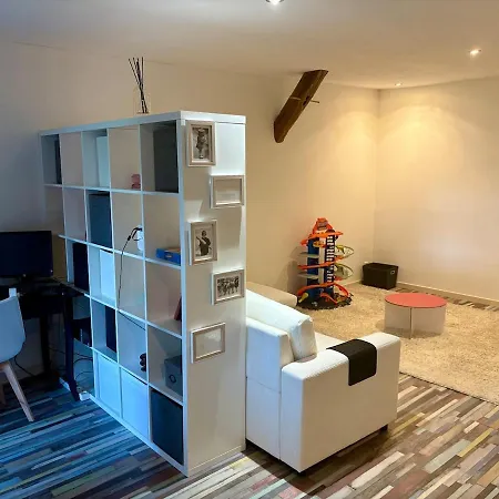 Magnificent Bourgeois On Wooded Estate Hébergement de vacances